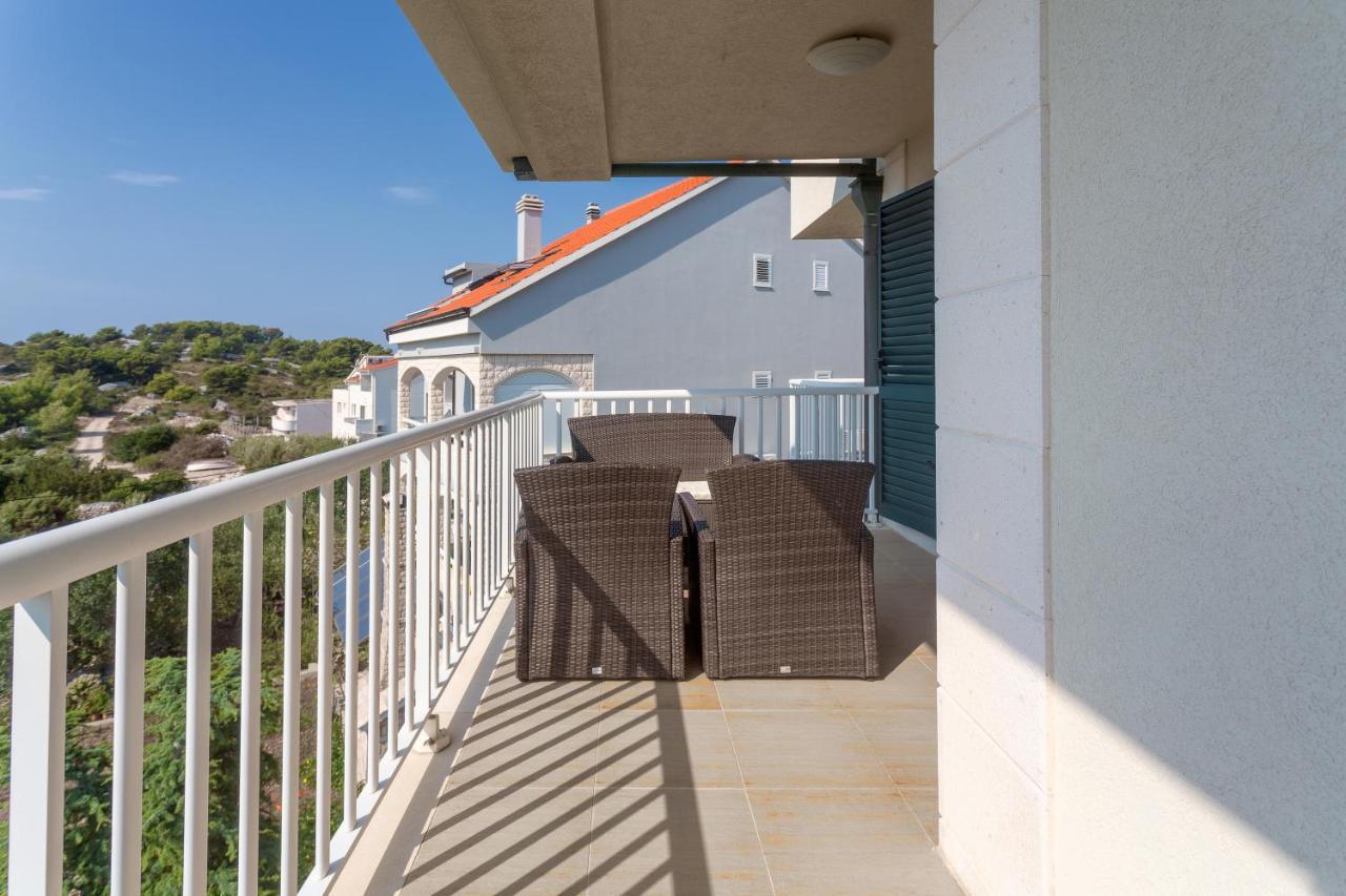 Sunlight Apartment Hvar Hvar Town Buitenkant foto
